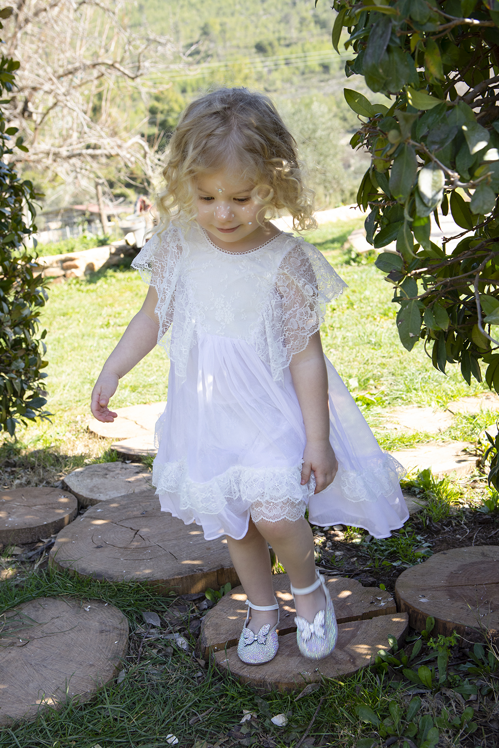 9889 - Isidora (6)